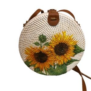White Sunflower Painted Rattan Purse